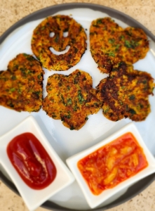 קציצות צמחוניות ירק תפוא גזר קישוא הצעת הגשה עם לימון כבוש